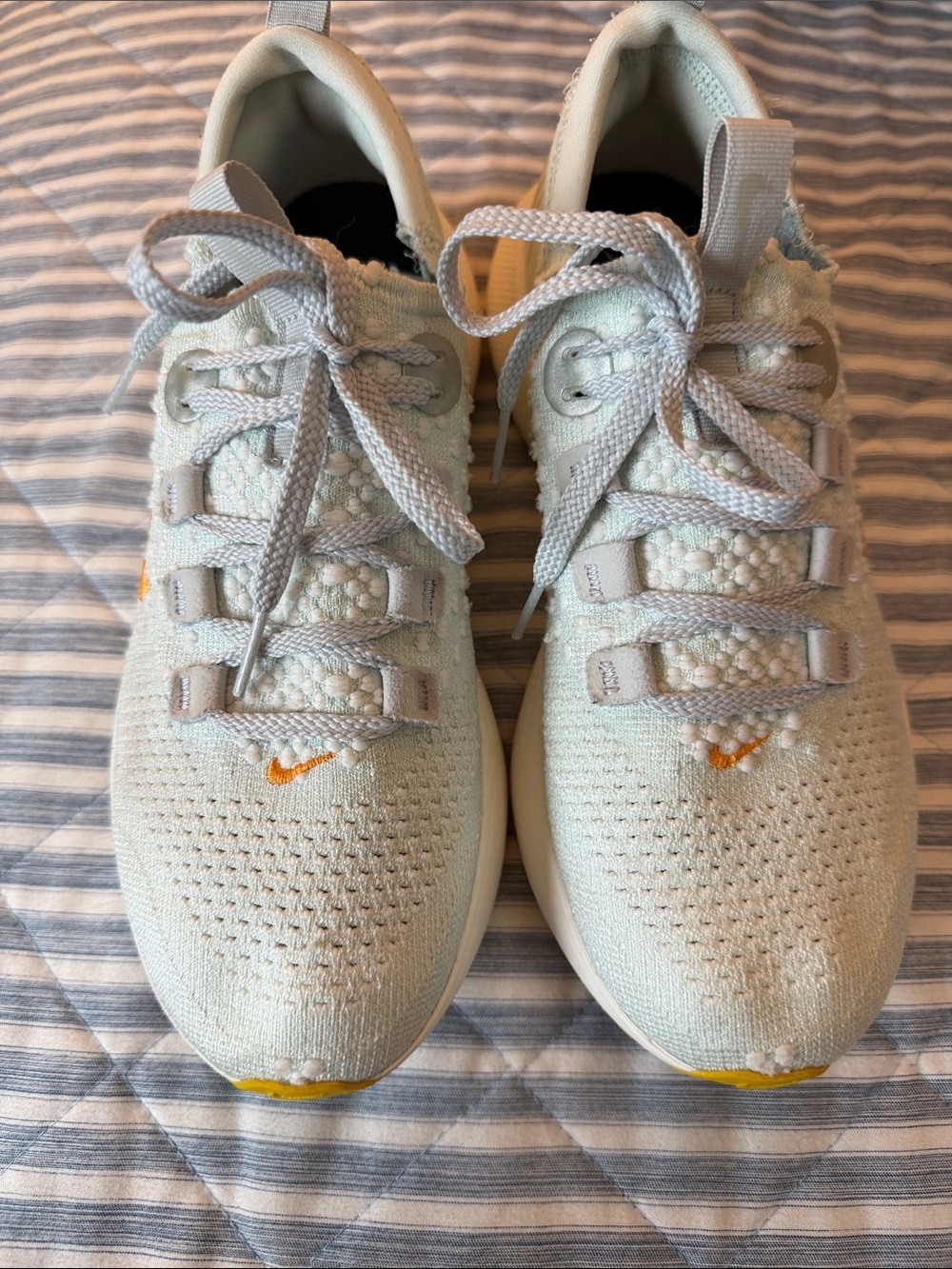 Nike *2 pairs* Mint Green Knit Sneakers - Picture 3 of 10